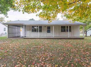 106 E North St, Le Roy, IL