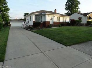 3403 Hilltop Dr, Parma, OH
