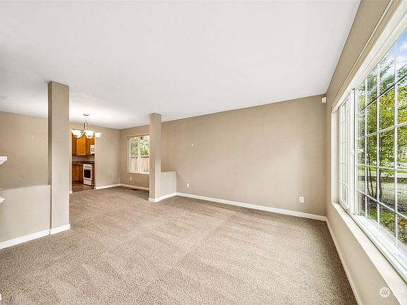 4th image of 4615 244th Street Ct E