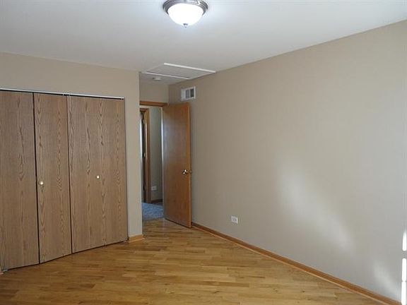 3rd image of 493 Dover Pond Dr #2