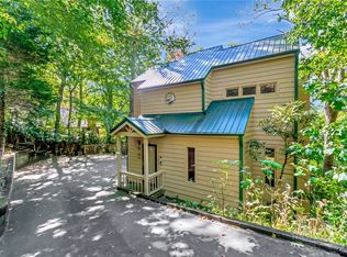 325 Grandview Dr, Seven Devils, NC 28604