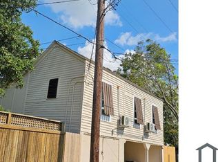 2015 Avenue L, Galveston, TX 77550