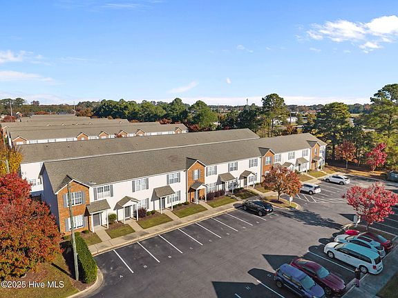 3rd image of 4225 Dudley's Grant Drive #F