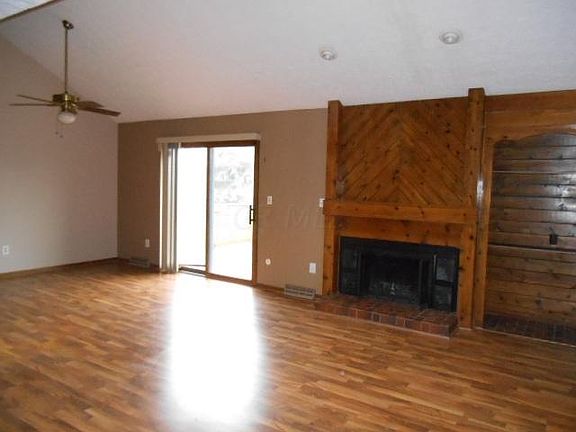 3rd image of 4144 Seigman Ave