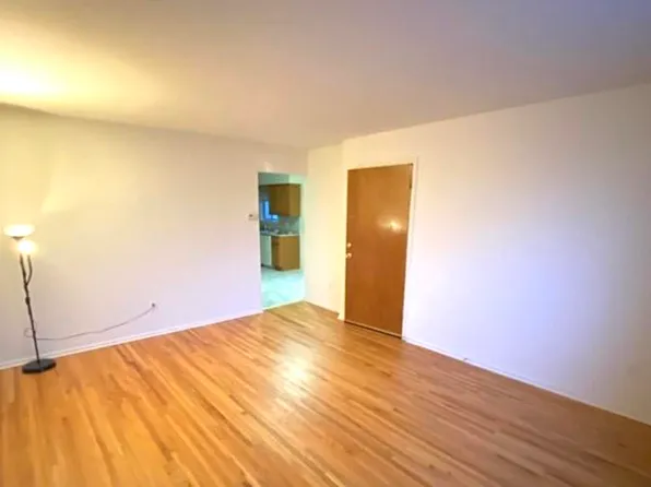 607 Sussex Street image 6 of 9