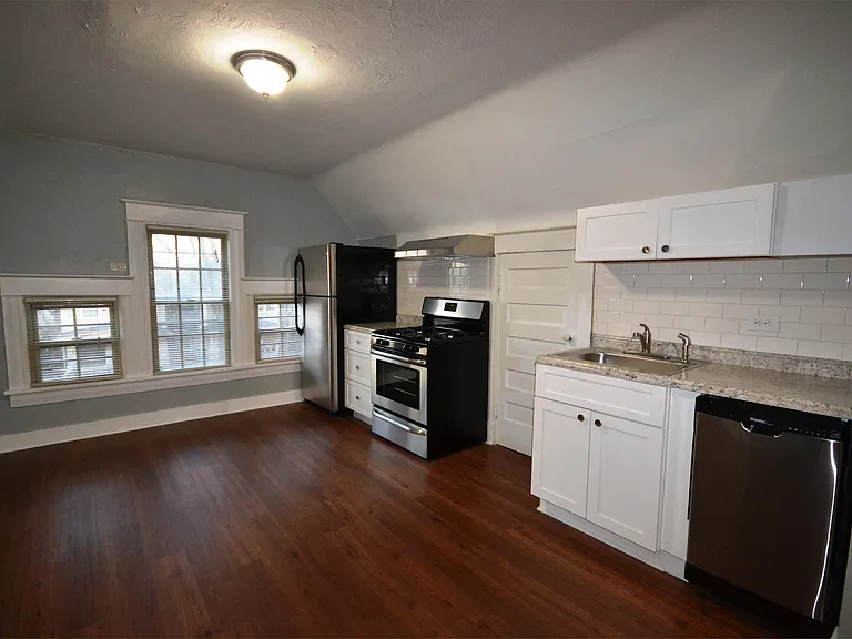 3714 Walnut St #3 — Photo 6