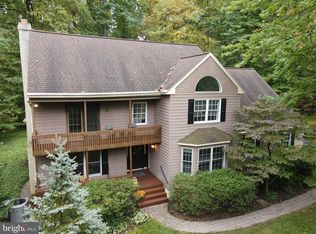 35 Dawson Dr, Mohnton, PA 19540