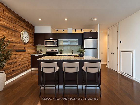 2nd image of 10 Morrison St #807