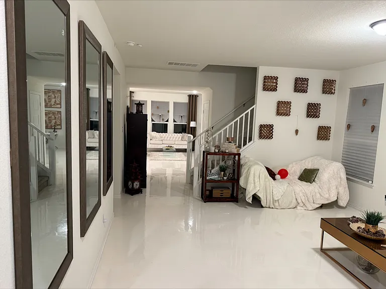 4520 Avellino Dr — Photo 2