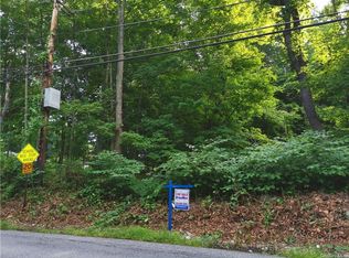 30 Sunset Hill Rd, Putnam Valley, NY 10579