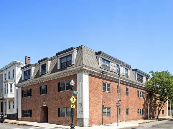 191-193 Bunker Hill St #102, Charlestown, MA 02129