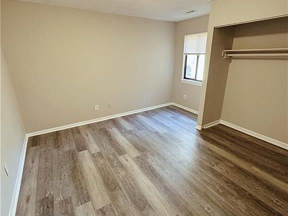 3rd image of 2553 Terrace Trl