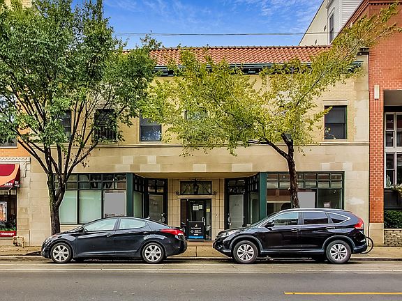 3rd image of 2849 N Lincoln Ave #2N