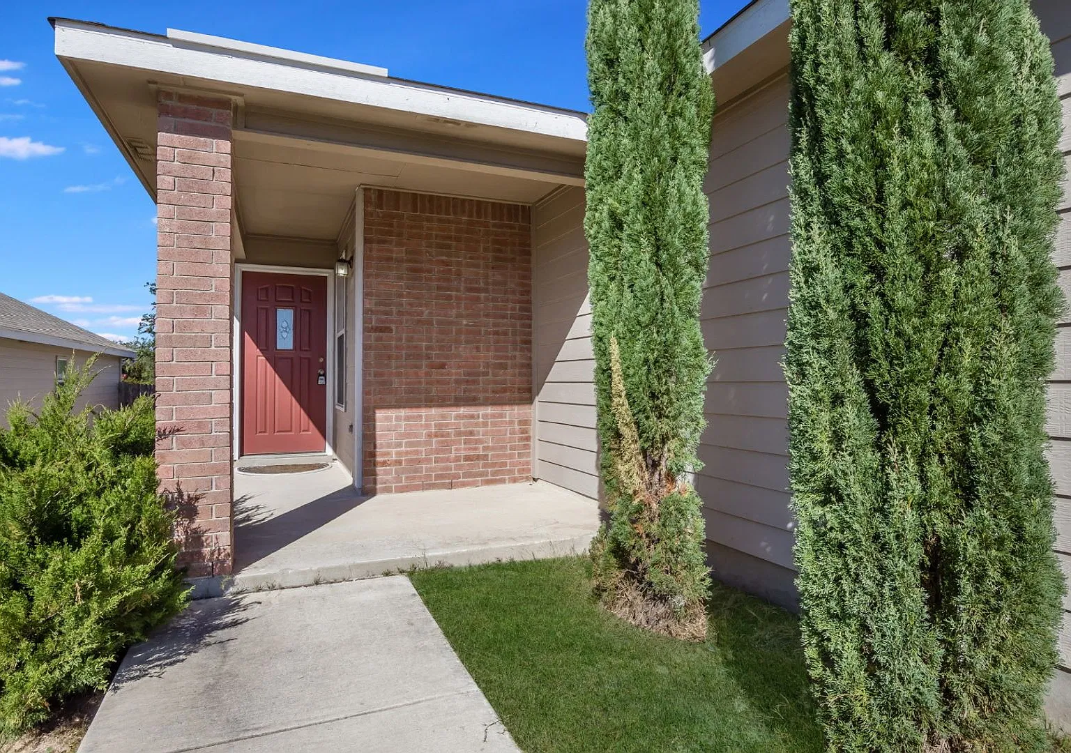 Your Next Chapter Starts Here! Charming 3-Bedroom Home in Bulverde Village! — Photo 3