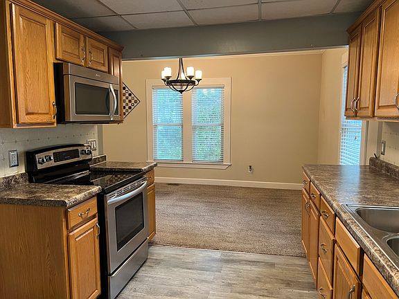5th image of 304 E Navaho Ave