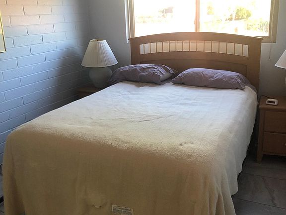 Guest bedroom