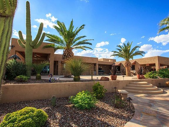 3rd image of 5366 N Camino De Oeste
