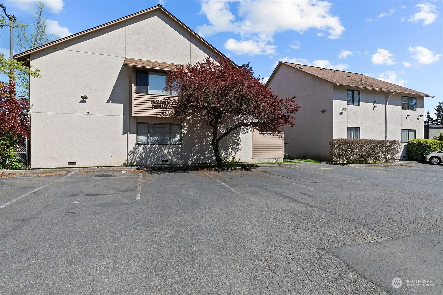 12434 Ambaum Boulevard SW #205 photo 1