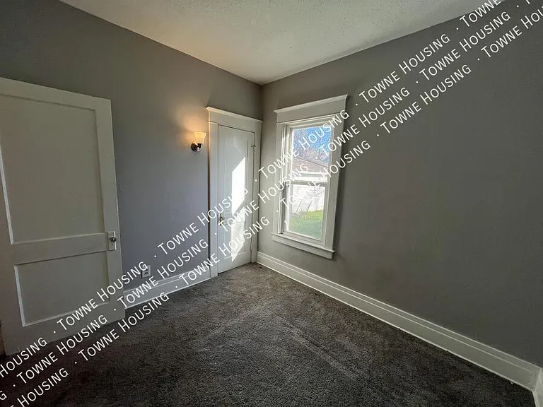 15 Beatrice Ave #1 — Photo 17