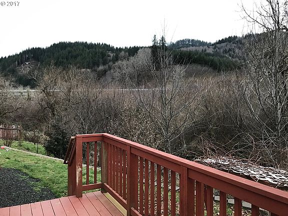 3rd image of 7026 Crystal Creek Loop