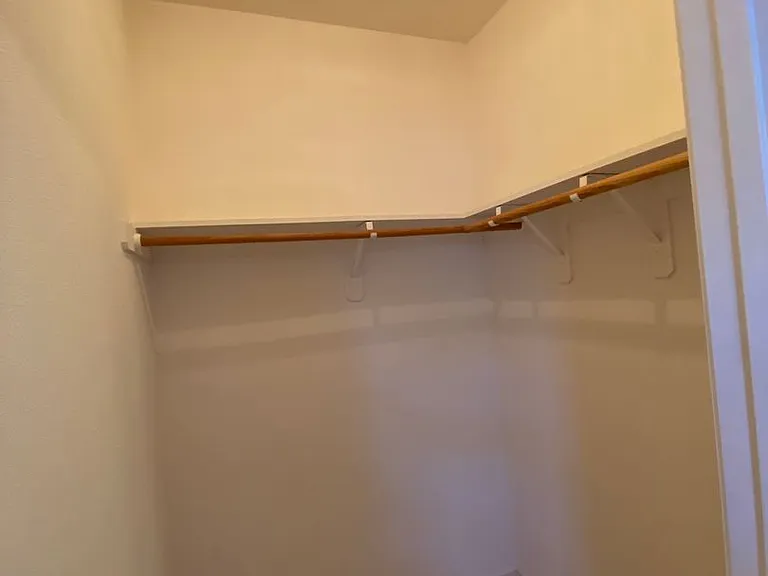 2643 W Oakridge Ave — Photo 24