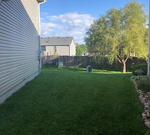4th image of 8812 Sicily Ln