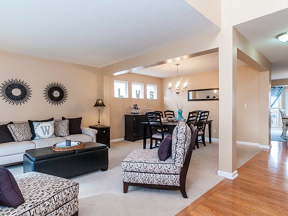 4th image of 2884 Sycamore Creek Dr