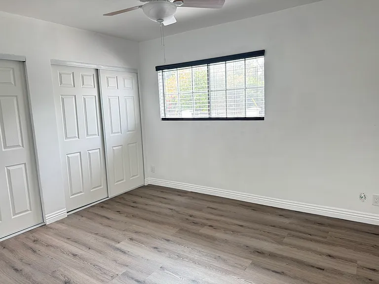 11461 Albers St #11 — Photo 8