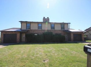 308 Campus Dr, Belleville, IL 62221