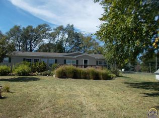 2041 NE Meriden Rd, Topeka, KS 66608