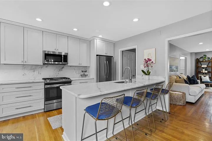 6707 Melrose Dr — Photo 5