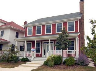 955 Harris Rd, Grayslake, IL 60030