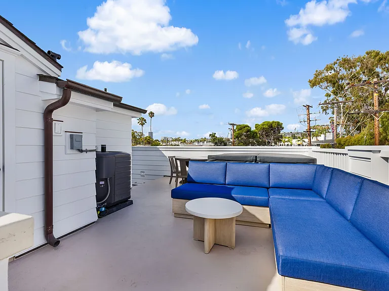 Rooftop seating