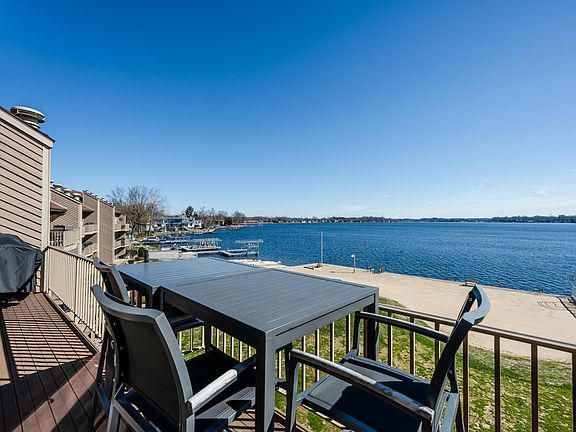 2nd image of 5251 Paw Paw Lake Rd APT 16