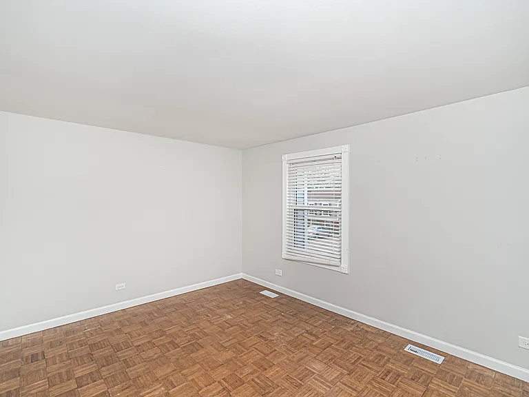 1851 Wellington Pl — Photo 20