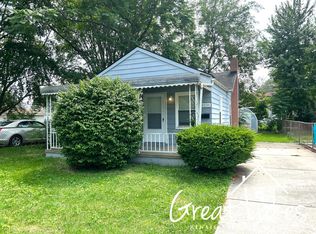 14834 Collinson Ave, Eastpointe, MI 48021
