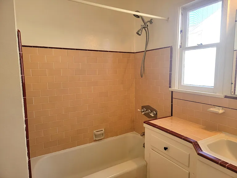 3831 Midway Ave — Photo 13