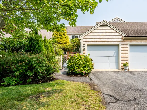 38 Kates Path Path, Yarmouth Port, MA 02675