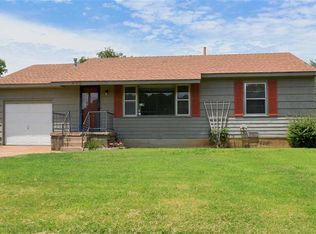 405 W Emporia Ave, Ponca City, OK 74601