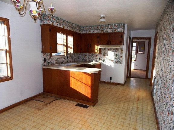 3rd image of 3575 Foundry Hill Rd