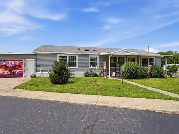 3rd image of 3399 Christina Dr #0