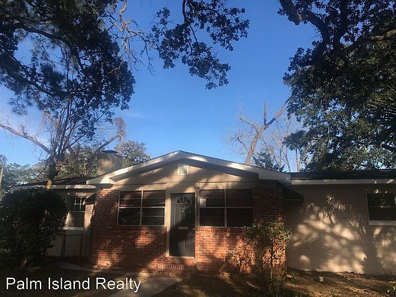 3rd image of 2830 N 11th Ave