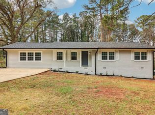 395 Colchester Dr, Stone Mountain, GA 30088