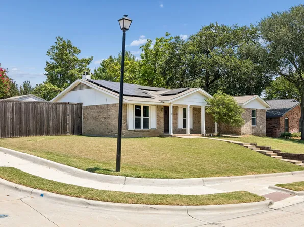 733 Mockingbird Dr, Lewisville, TX 75067