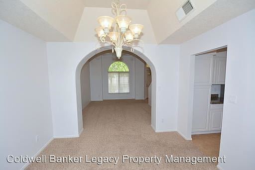 3rd image of 7805 Storrie Pl NE