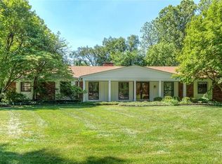 16 Glen Abbey Dr, Saint Louis, MO 63131