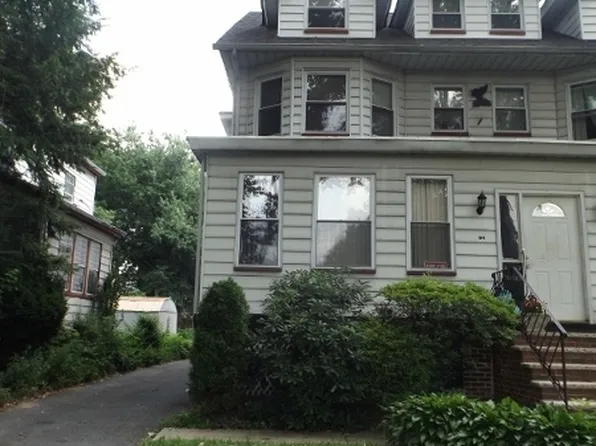 94 Roosevelt Ave, East Orange, NJ 07017