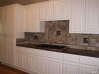 4th image of 922 Eastridge Dr