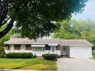 119 Ridge Rd, Morris, MN 56267