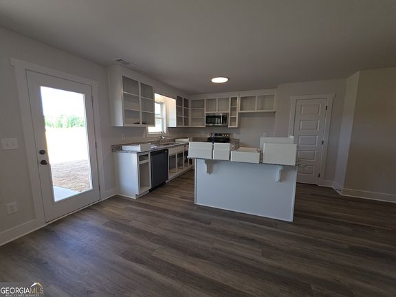 4th image of 1400 Jeannine Ln #52